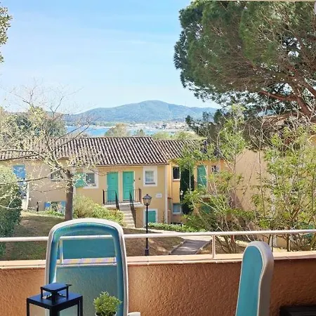 Chez Adriana Vue Avec Piscine Apartment *