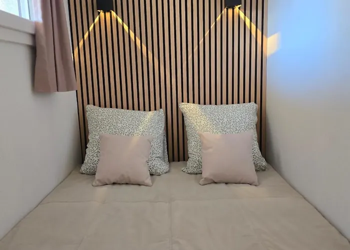 Chez Adriana Vue Avec Piscine 아파트 그리모
